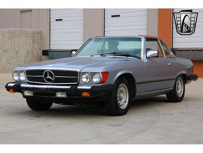 1984 mercedes-benz 380sl in o'fallon, illinois