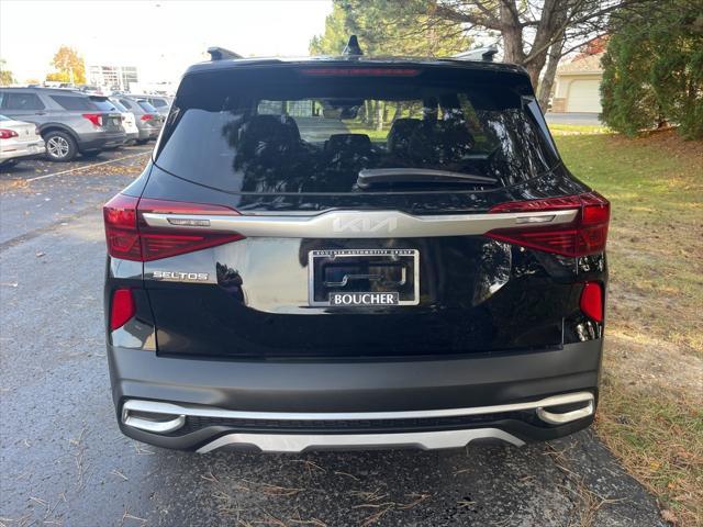 2023 kia seltos s