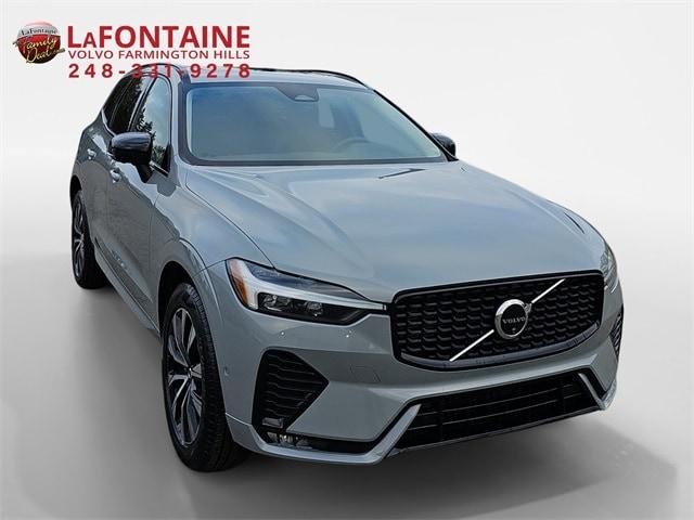 2024 volvo xc60 b5 plus dark theme
