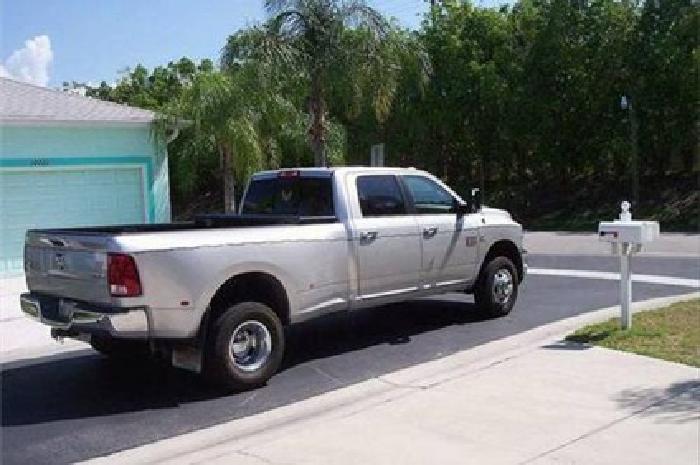 2011 dodge ram 3500 dually slt big horn crew cab 4 x 4 in estero, fl