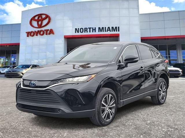 2021 toyota venza le