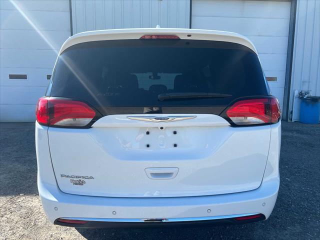 2020 chrysler pacifica touring