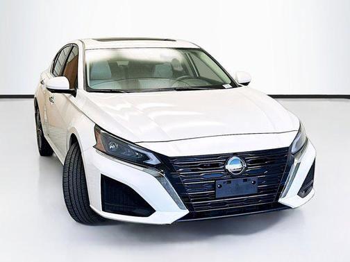 2023 nissan altima