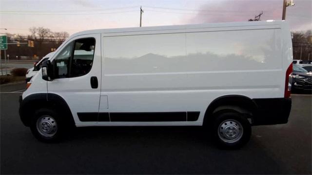 2023 ram promaster 2500 base