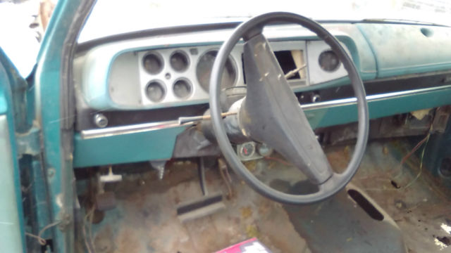 1979 dodge green power wagon truck