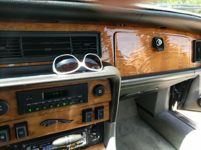 1987 jaguar xj6 blue w/ gray leather interior