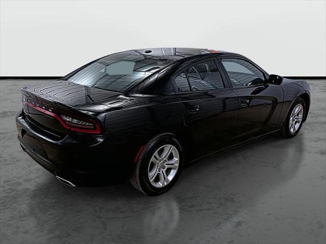 2022 dodge charger sxt