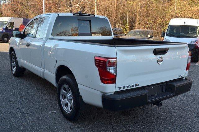 2022 nissan titan s