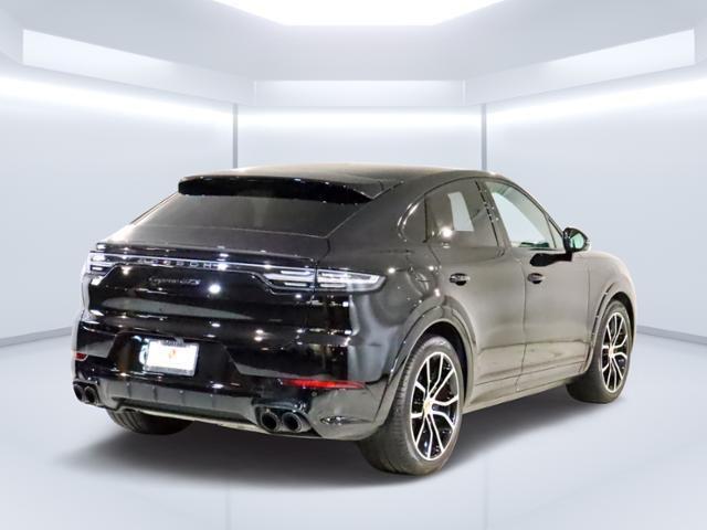 2021 porsche cayenne gts