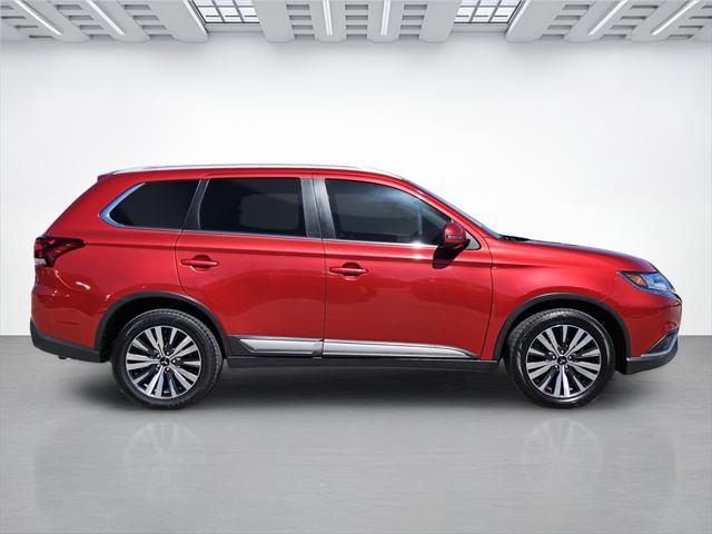 2019 mitsubishi outlander sel