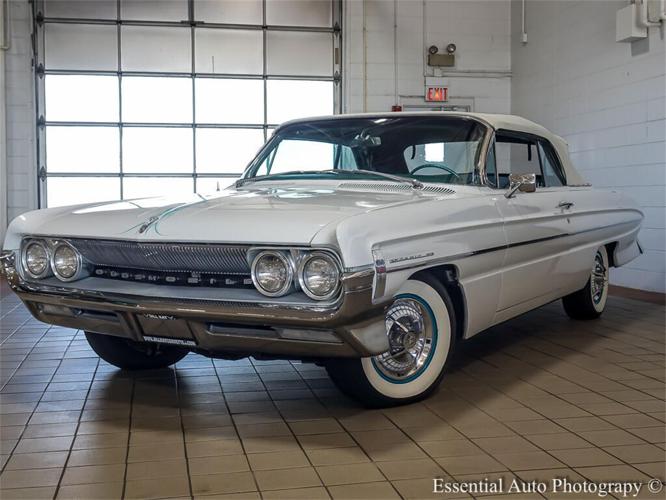 1961 oldsmobile dynamic 88 in downers grove, illinois