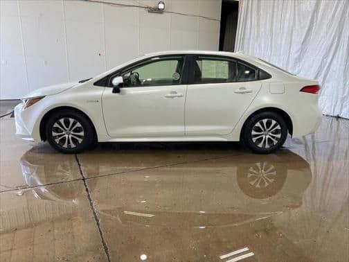 2021 toyota corolla hybrid le in beaverdale heights, iowa
