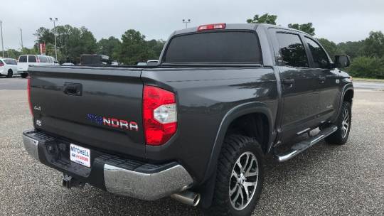 2017 Toyota Tundra sr5