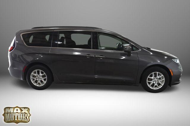 2022 chrysler pacifica touring-l