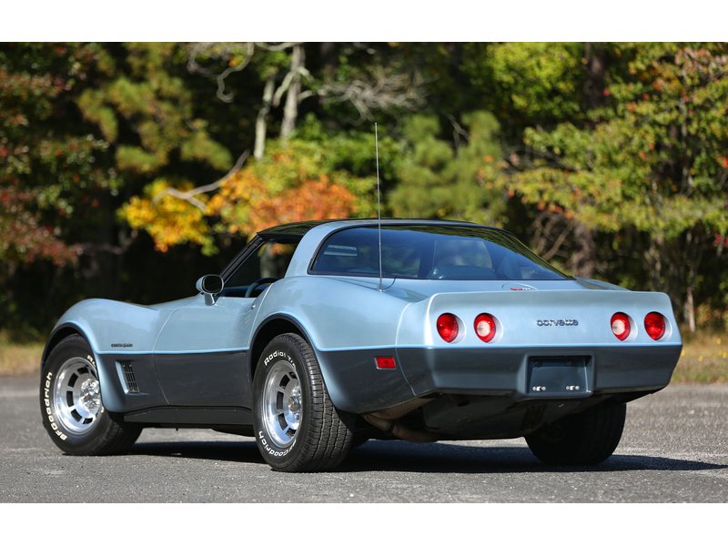 1982 chevrolet corvette