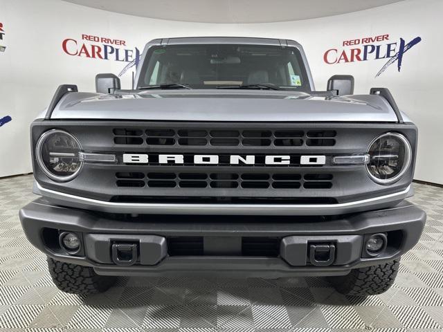 2023 ford bronco black diamond