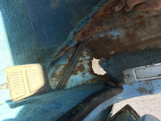 baby blue 1979 2wd ford f-250 w/302