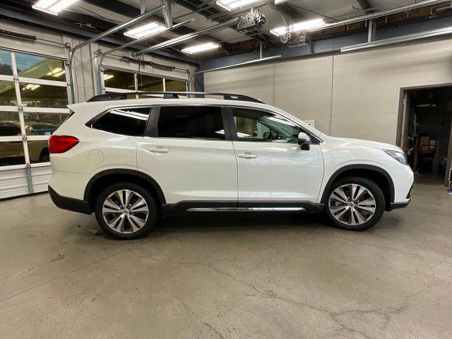 2020 subaru ascent limited 8-passenger