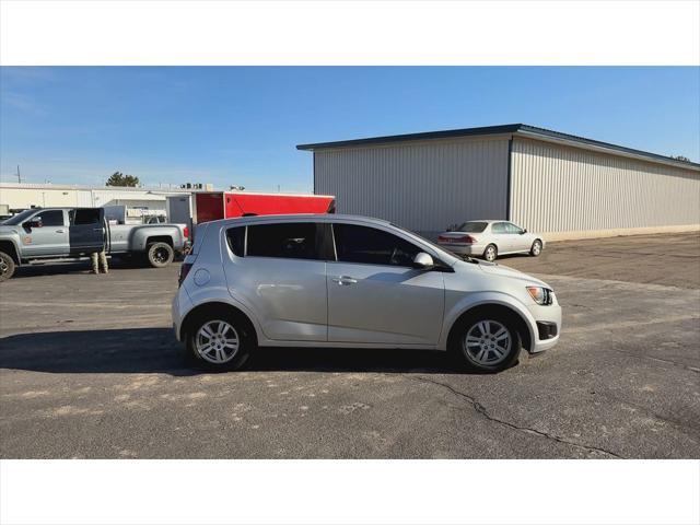 2016 chevrolet sonic lt