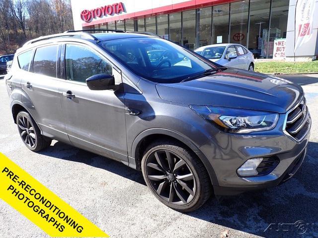 2017 ford escape se