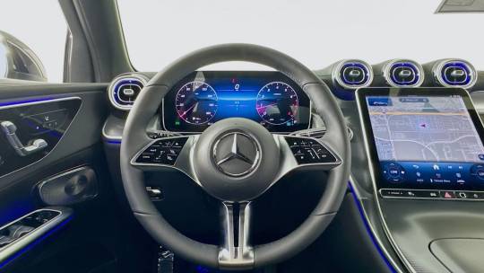 2025 Mercedes-Benz GLC
