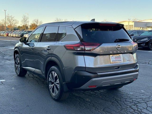 2021 nissan rogue sv