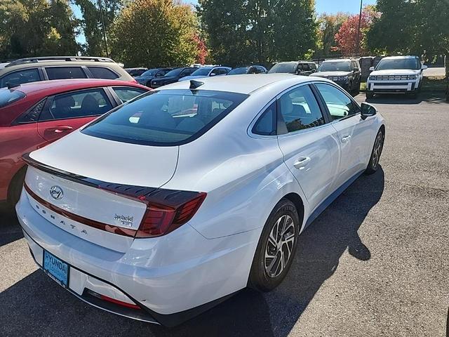 2022 hyundai sonata hybrid blue