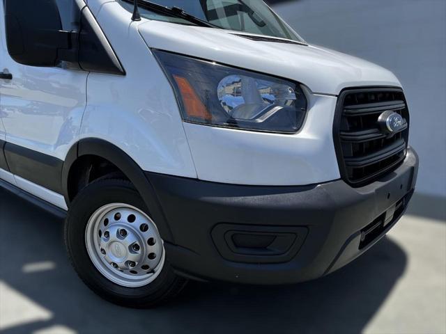 2020 ford transit-250 base