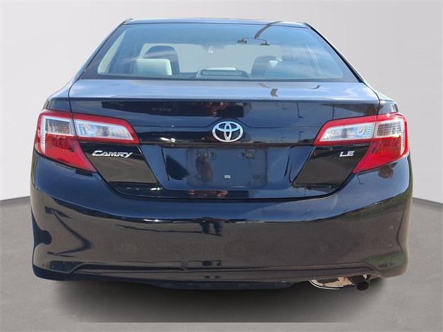 2014 toyota camry le