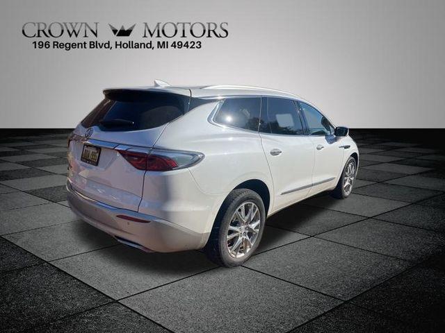 2022 buick enclave premium