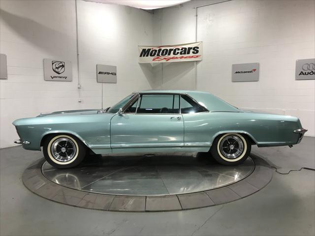 1965 buick riviera 2door