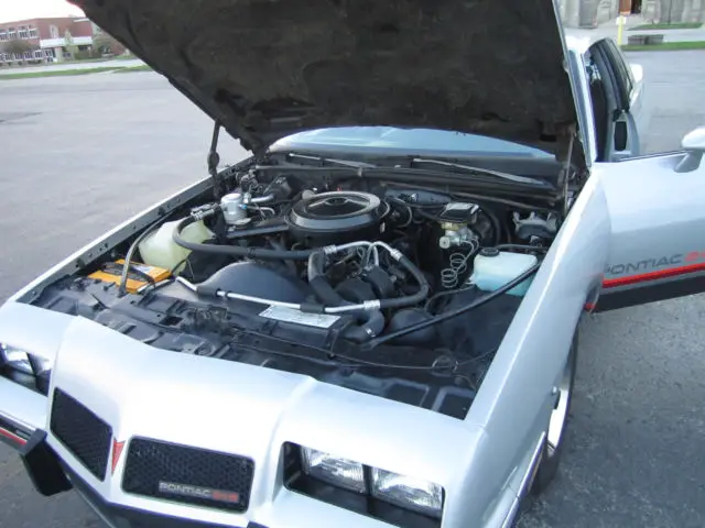 1986 pontiac 2+2 aerocoupe grand prix
