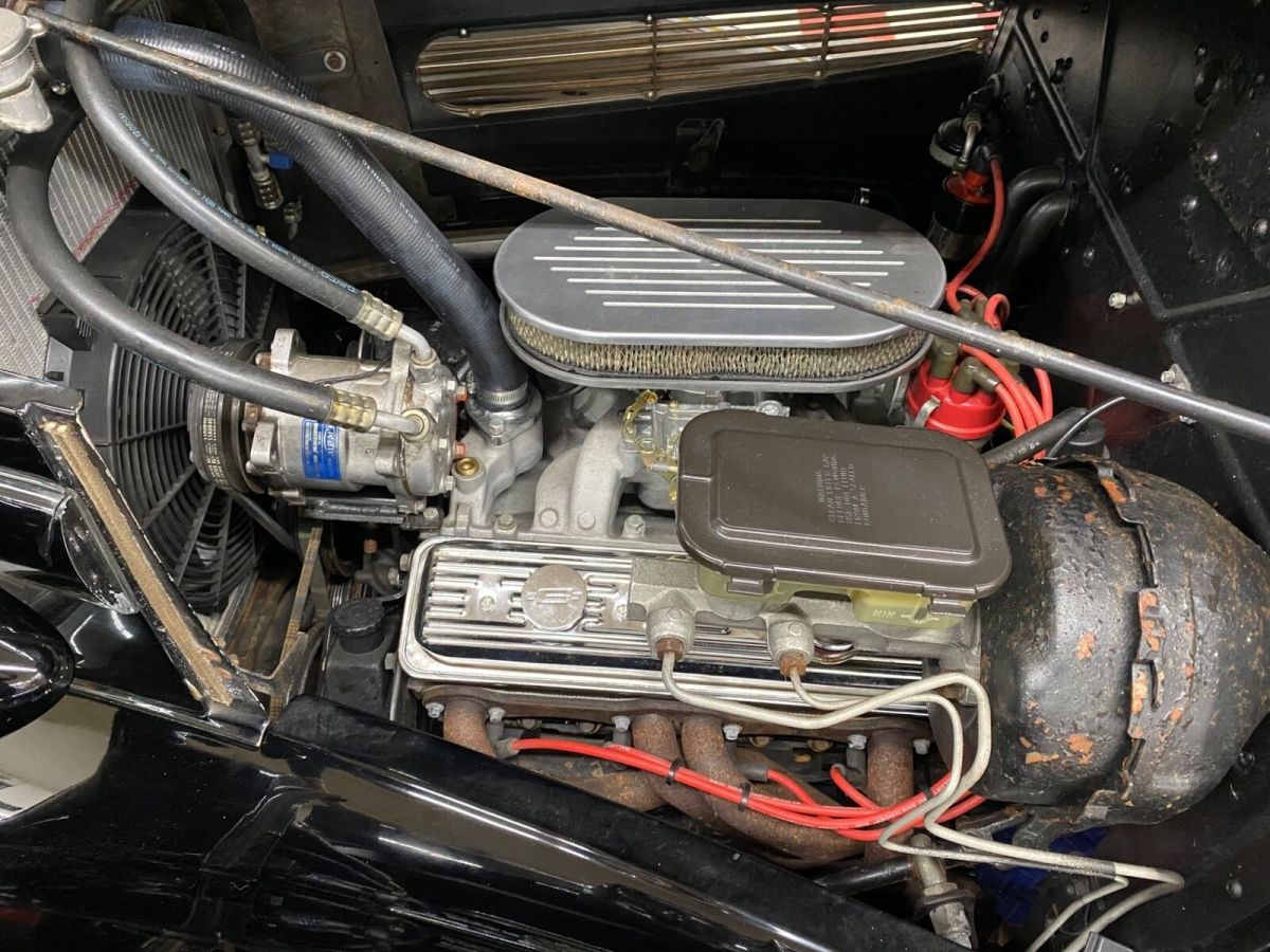 1935 oldsmobile slant back, black with 100 miles available now!