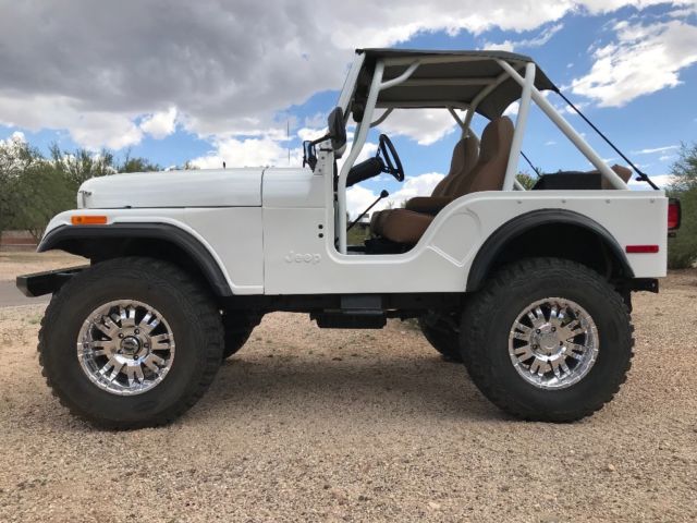beautiful jeep cj-5