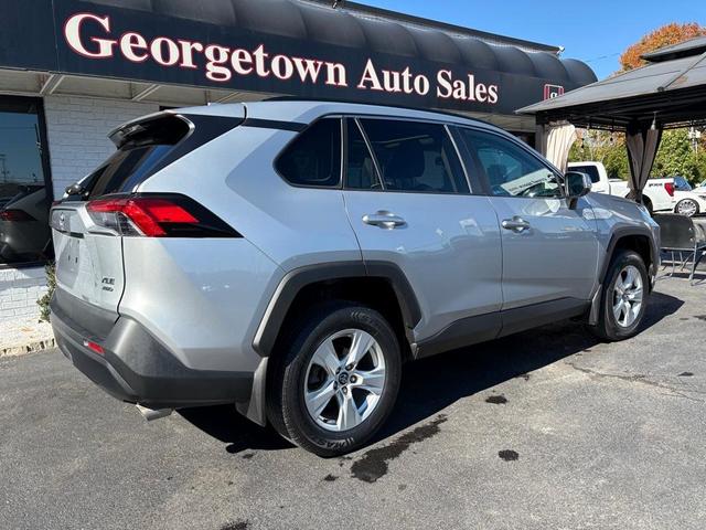 2020 toyota rav4 xle