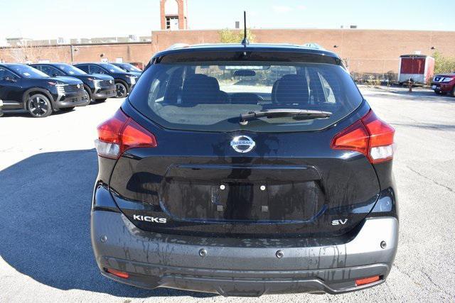 2020 nissan kicks sv