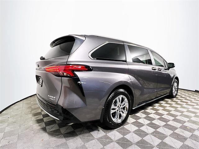 2024 toyota sienna platinum 7 passenger