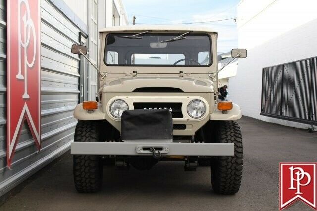 1973 toyota fj40 44264 miles beige