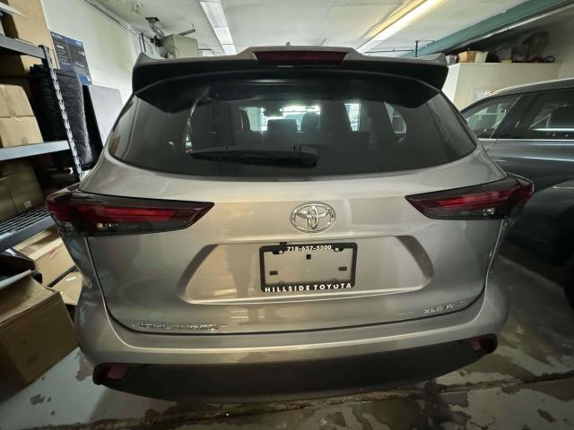 2024 toyota highlander xle