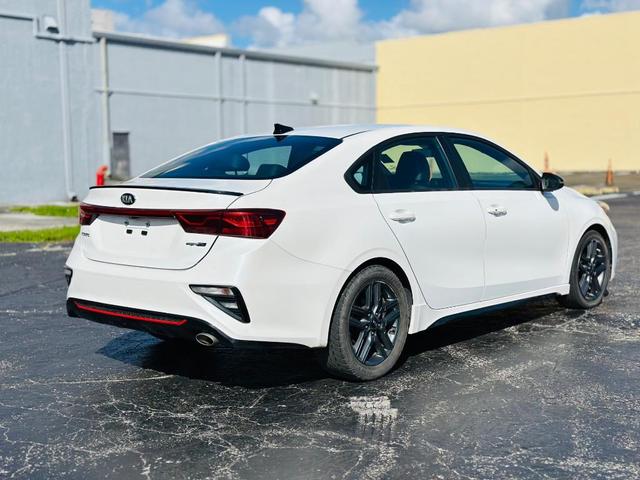2021 kia forte gt-line
