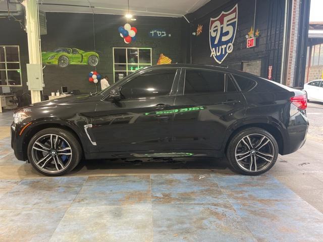 2017 bmw x6 m base