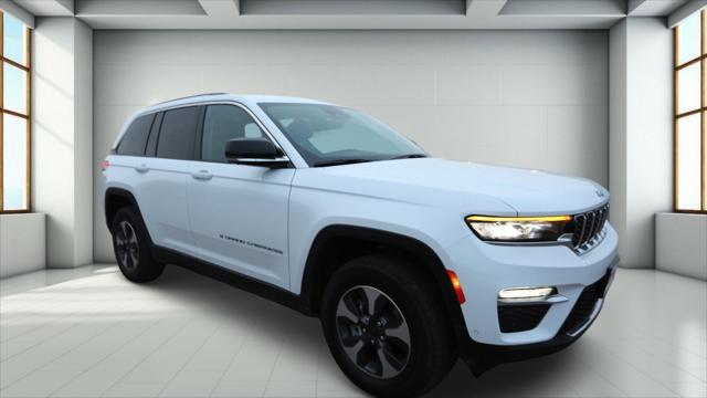 2023 jeep grand cherokee 4xe base