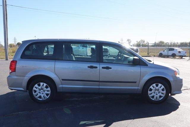 2016 dodge grand caravan avp/se