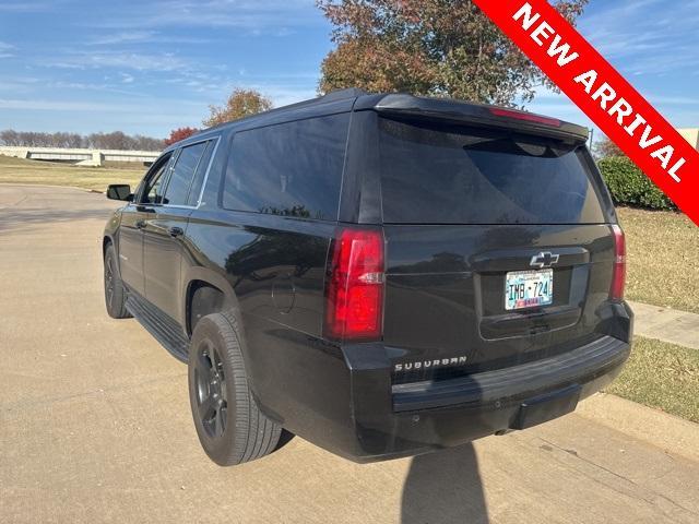 2017 chevrolet suburban lt