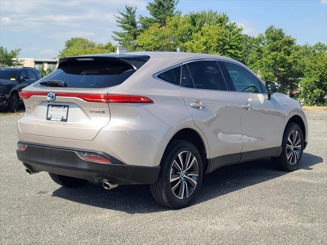 2021 toyota venza le