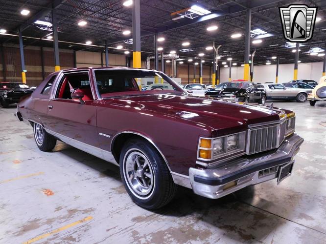 1978 pontiac bonneville in o'fallon, illinois