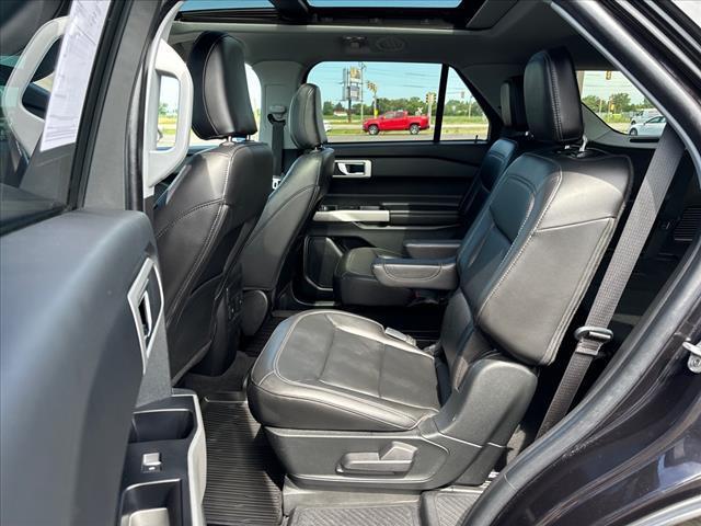 2022 ford explorer xlt