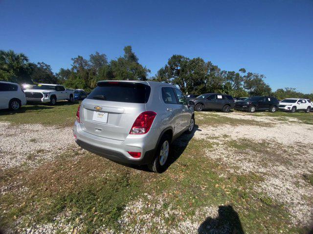 2022 chevrolet trax ls