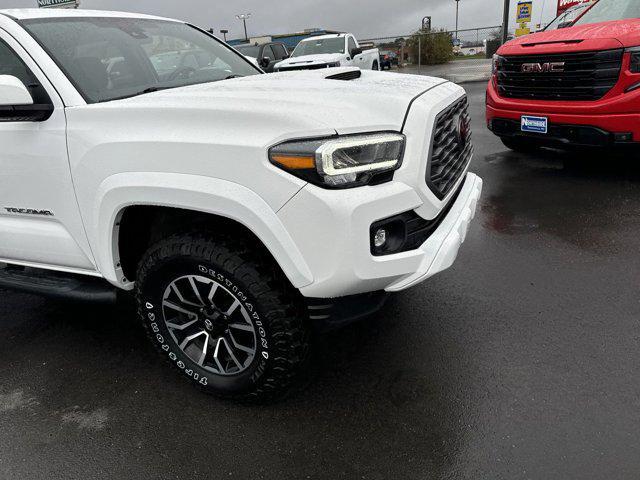 2023 toyota tacoma trd sport