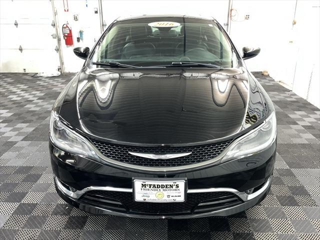 2016 chrysler 200 c